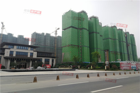 金栗元小区3室2厅1卫108㎡多层一楼带24平车库